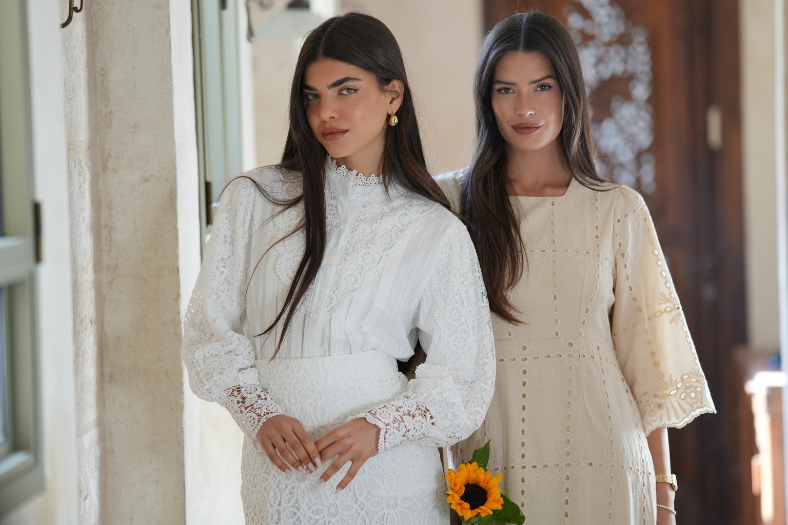 5 טרנדים באופנה צנועה לשנת 2025 – להיראות עדכנית, בלי לוותר על הערכים שלך