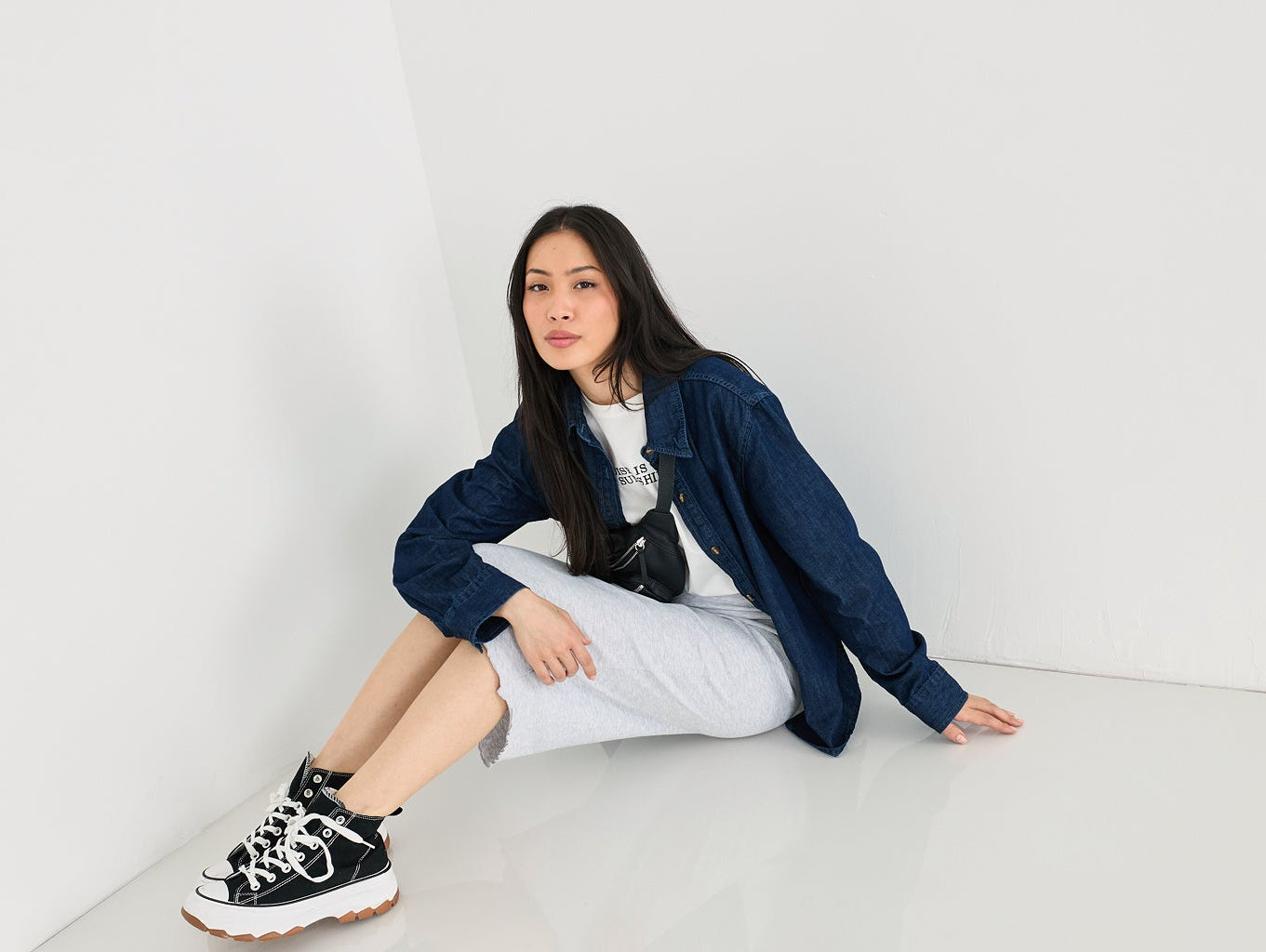 אופנה לכל גיל: להתלבש נכון כנערה, כאמא וכסבתא – מבלי לאבד סגנון