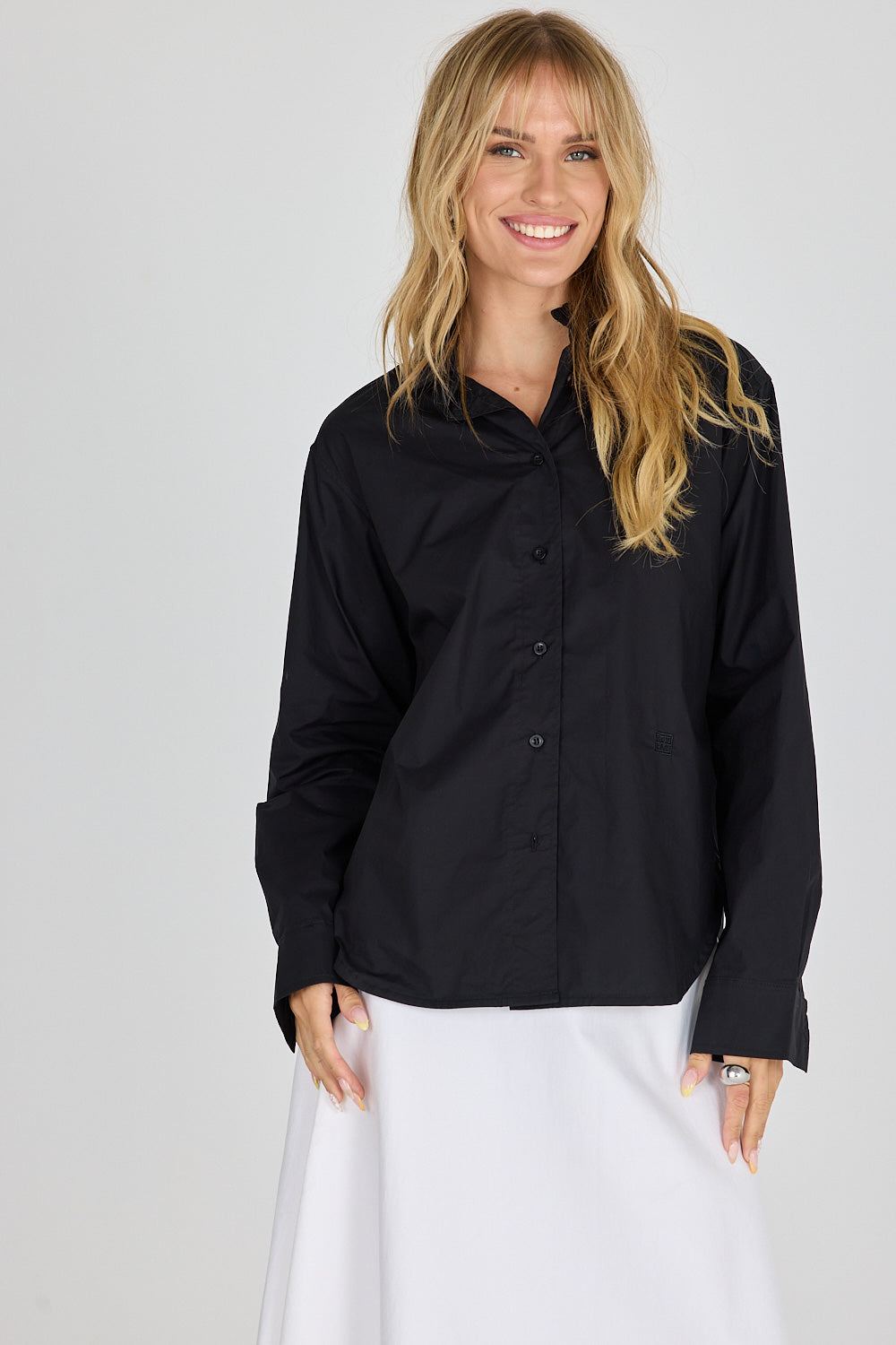 Embroidered percale shirt