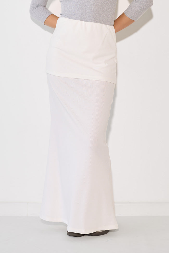 Schlitz Rivet Maxi Skirt