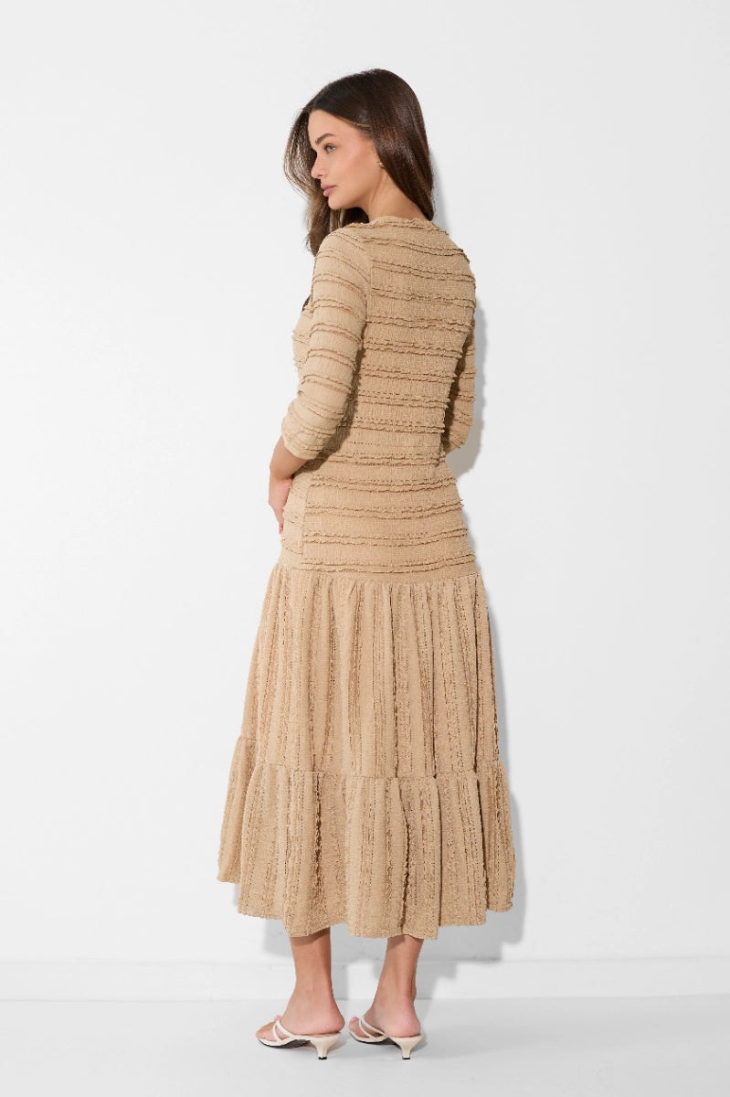 שמלה מלמלה אריאל