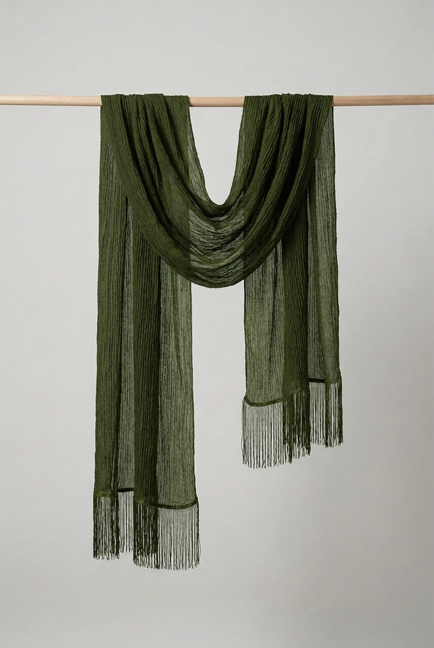 Plain scarf