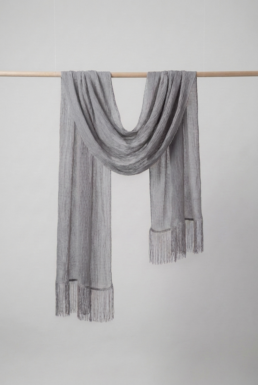 Plain scarf