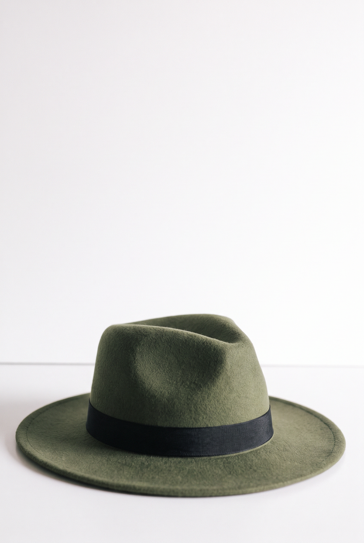 Smooth angora beret hat