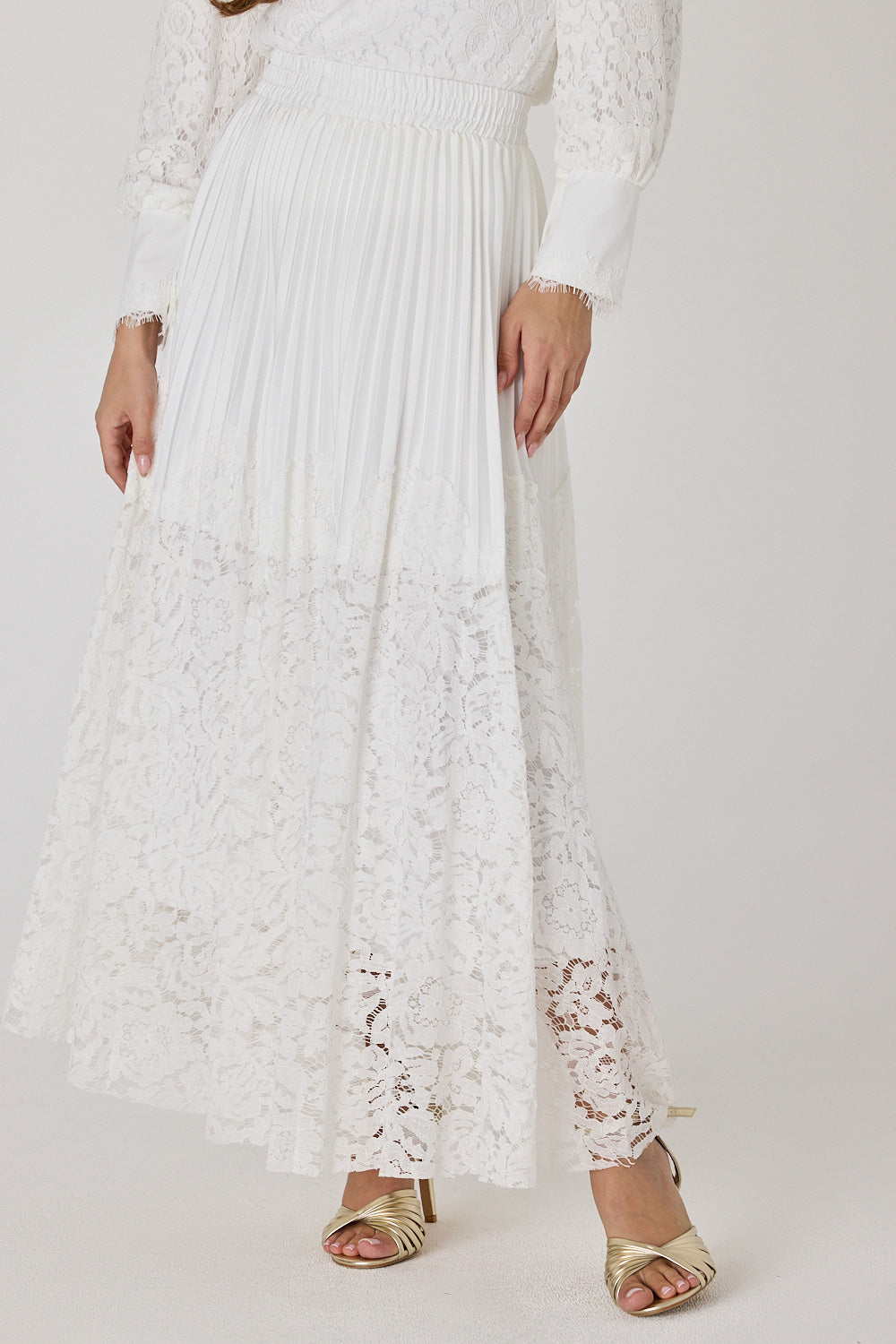 Half-lace fleece skirt