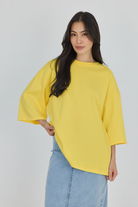 חולצה צהובה 2