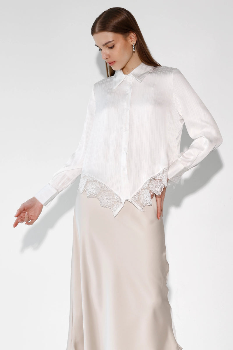 חולצת סאטן מכופתרת ליאת