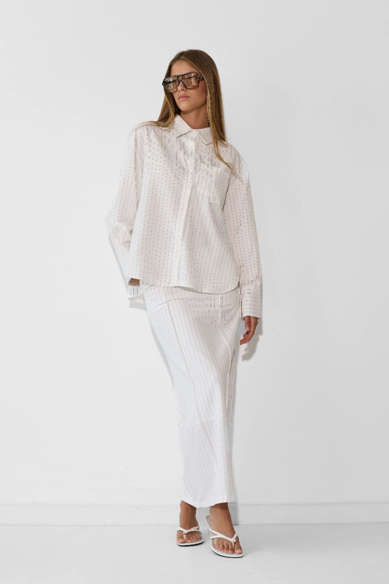 חליפת פסים מוניקה