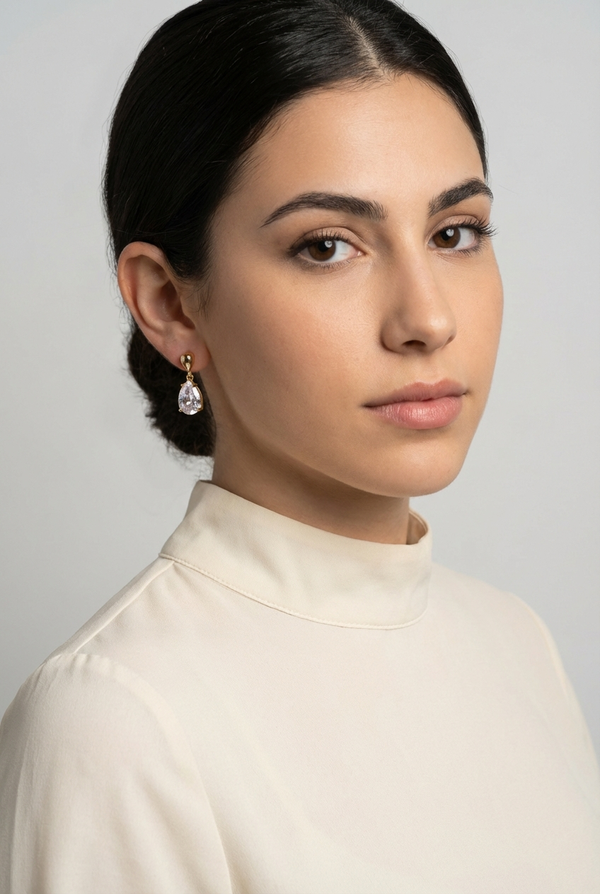 Drop spotlight earrings