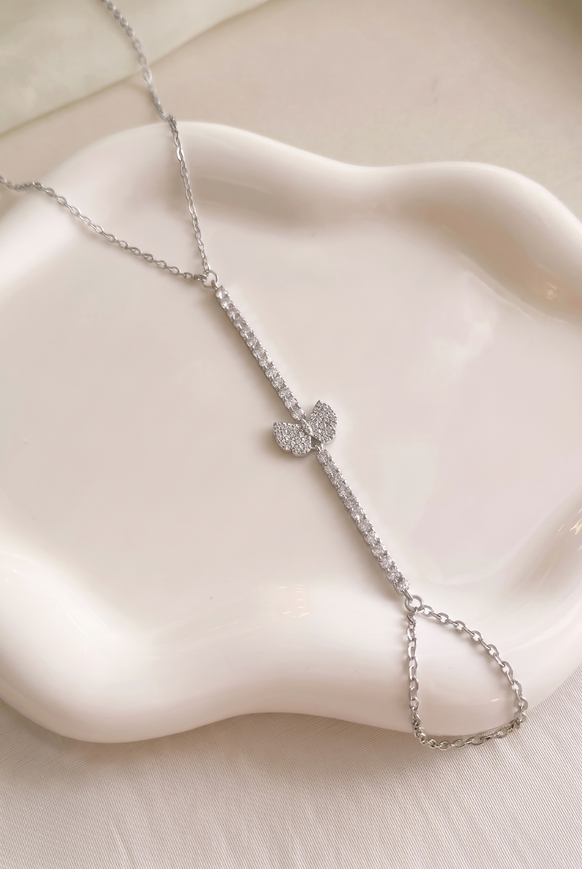 צמיד טבעת משובץ יהלום פפיון