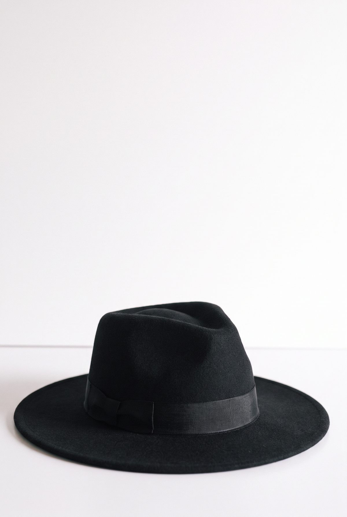 Smooth angora beret hat