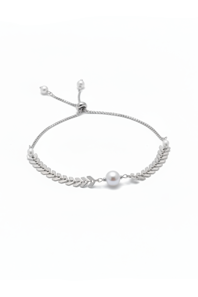 Silver Pearl Fishbone Bracelet Packshot